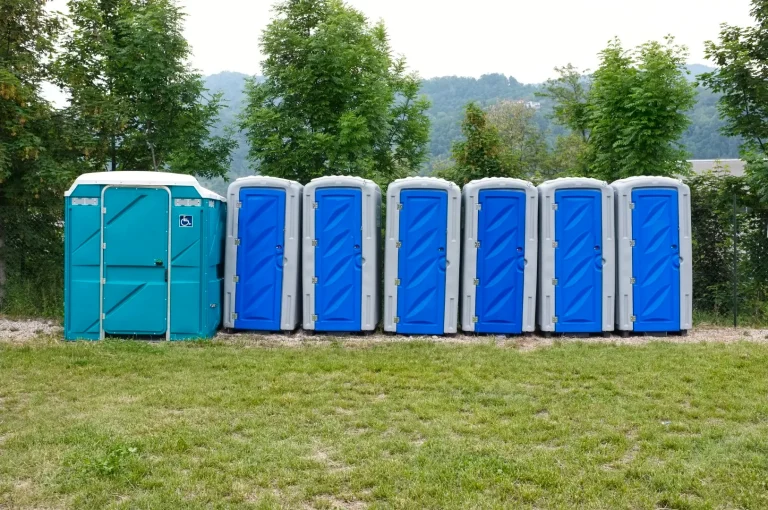 Top Features to Expect from a Trusted Portable Toilet Manufacturer