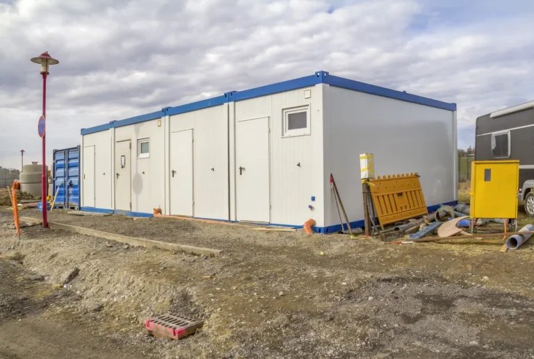Top Reasons to Invest in a Modular Bunk House for Your Project Site